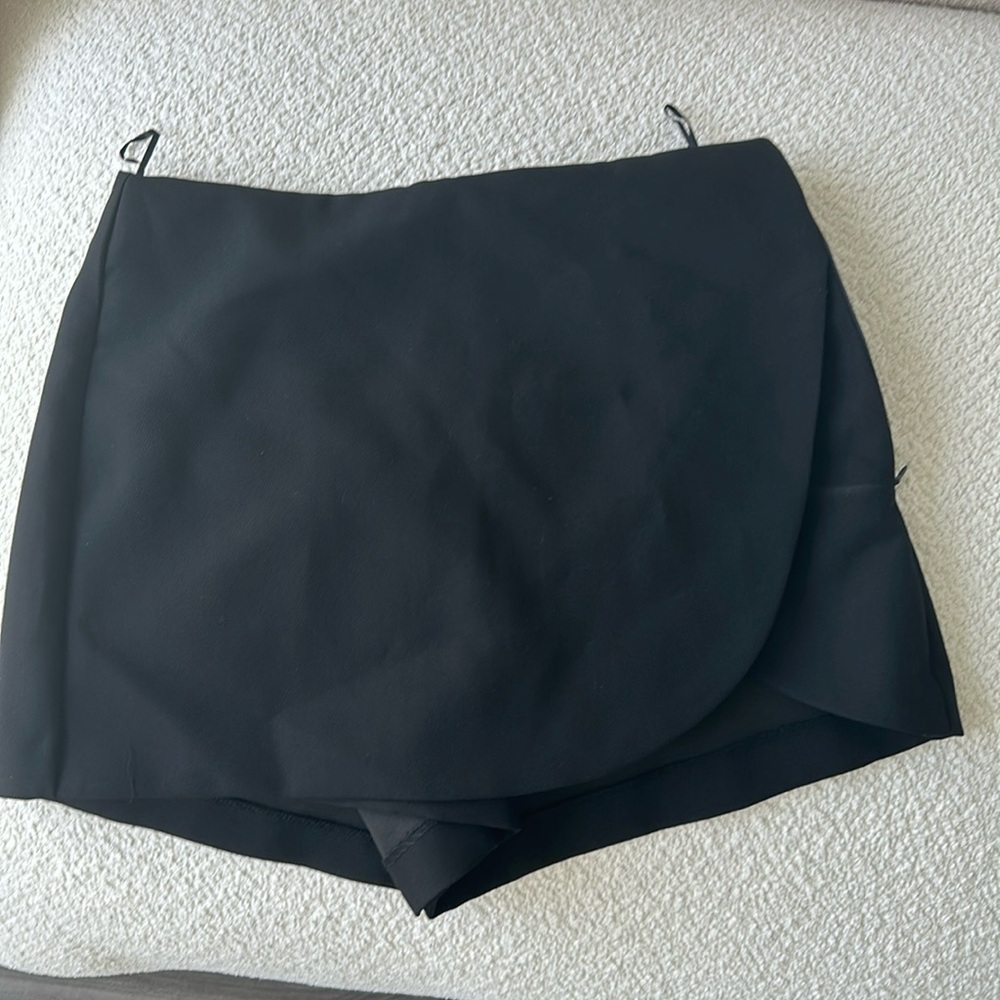 Zara Skort